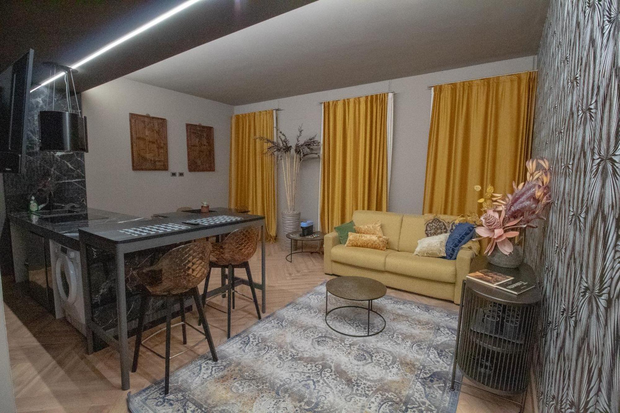 Luxury Museo Egizio - Esclusivo Trilocale In Pieno Centro - Free Wifi Apartment ตูริน ภายนอก รูปภาพ