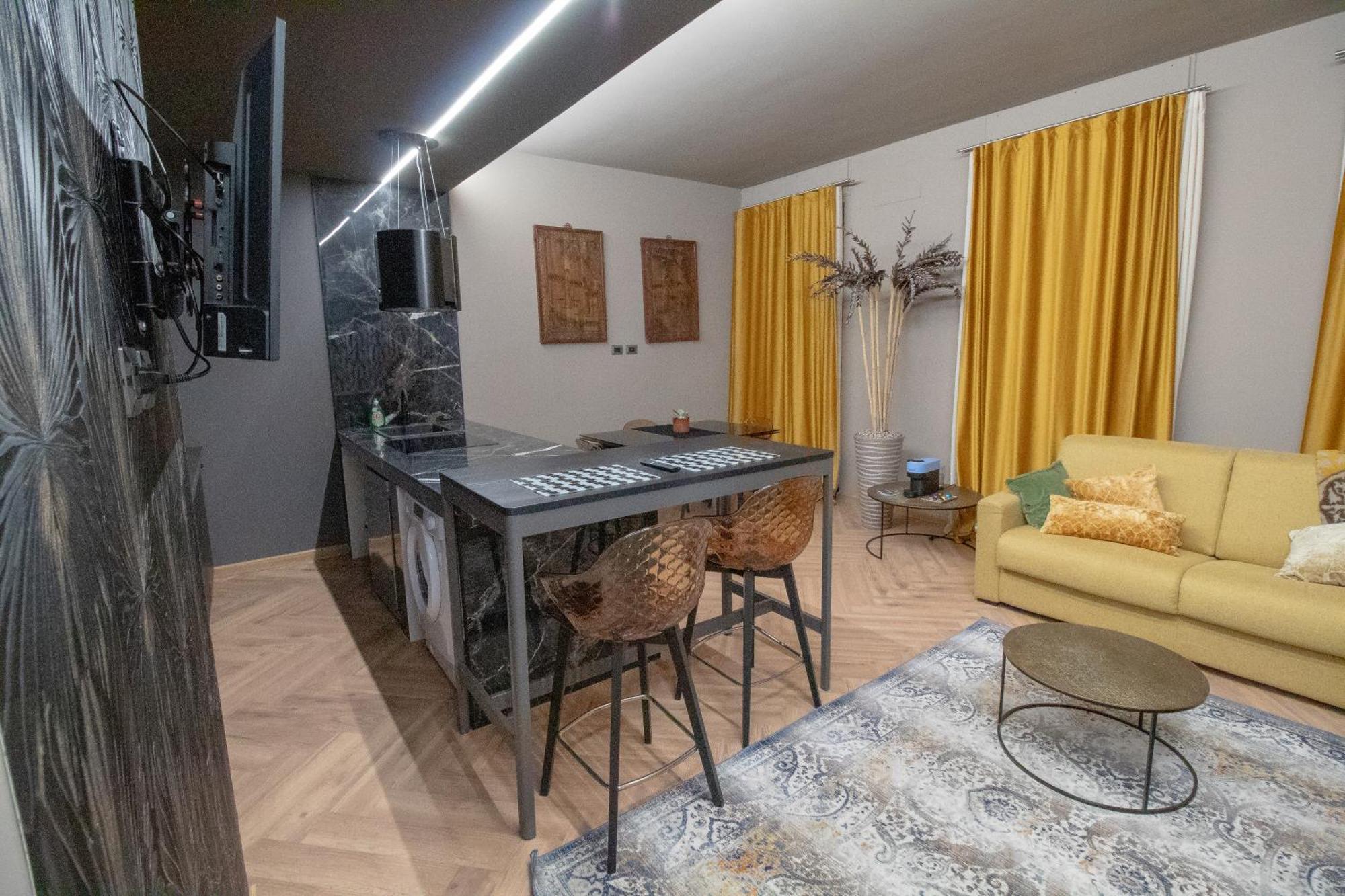 Luxury Museo Egizio - Esclusivo Trilocale In Pieno Centro - Free Wifi Apartment ตูริน ภายนอก รูปภาพ